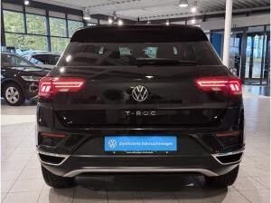 Volkswagen T-Roc 1.5 TSI Active DSG Navi AppConnect Einparkhilfe