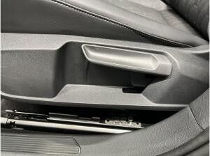 Volkswagen Golf VIII 1.5 TSI Life Goal ACC Akustikglas PDC