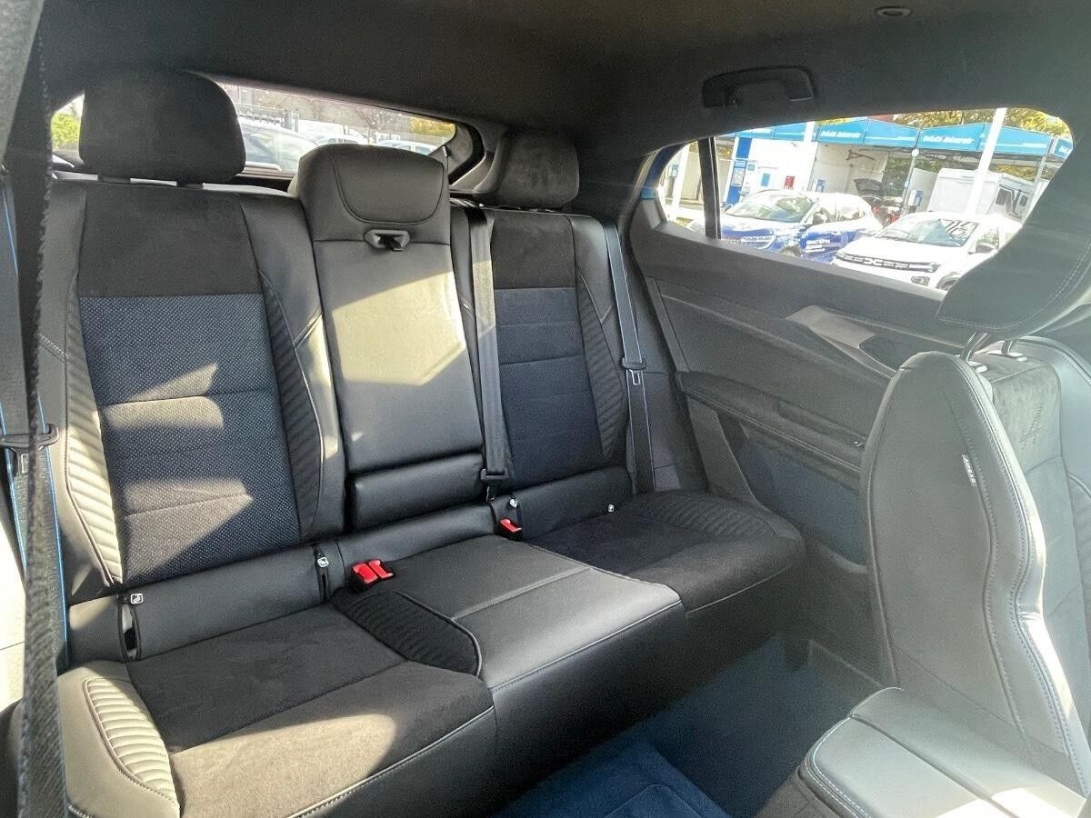 Renault Rafale Esprit Alpine E-Tech Plug-in Hybrid 300