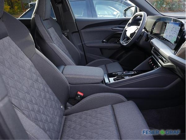 Audi Q5 SUV TFSI quattro S line AHK Pano Tech plus