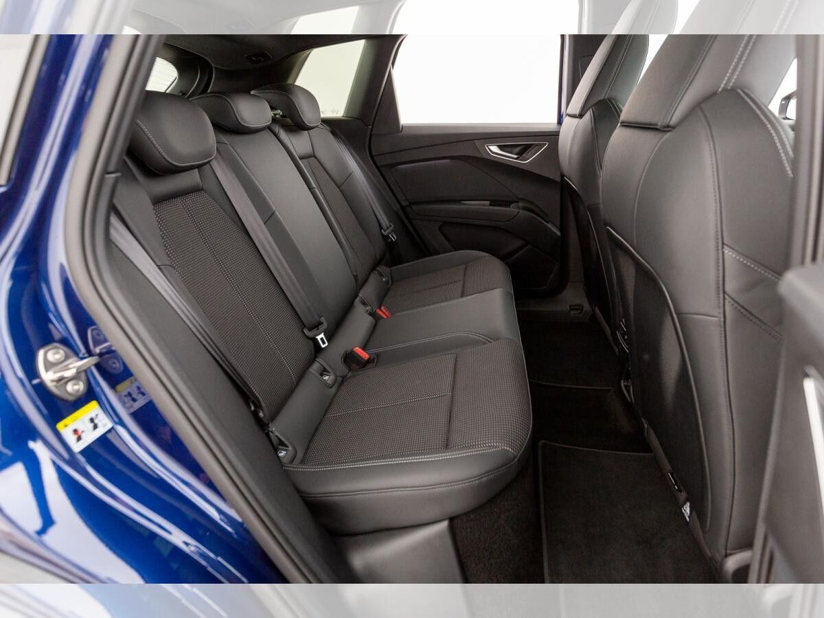 Audi Q4 e-tron 35 AHK PDC 360°K NAVI HUD PANO VIRTUAL