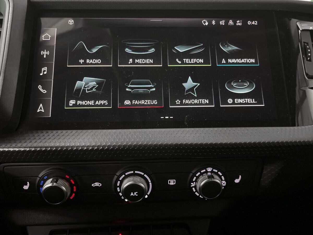Audi A1 Sportback 30 TFSI S tronic Smartphone Sound
