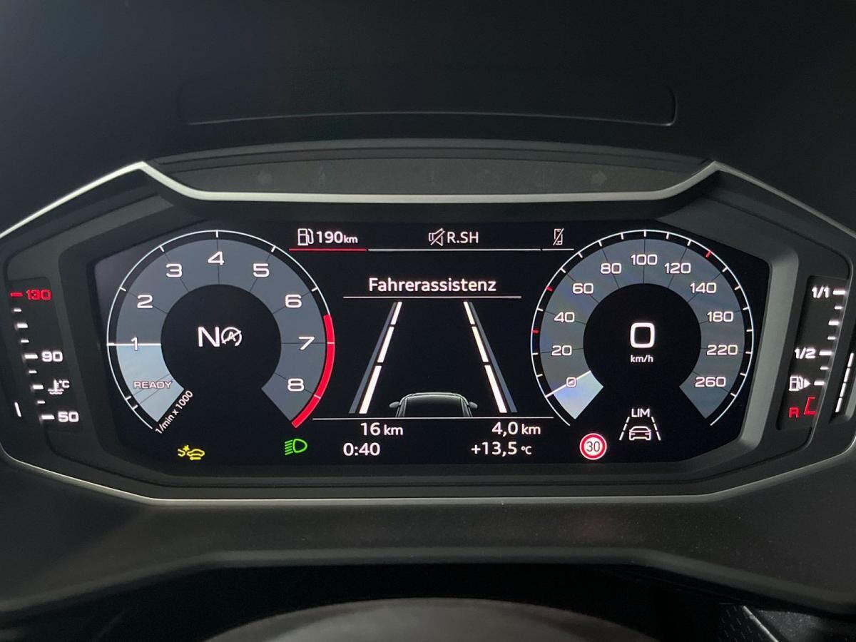 Audi A1 Sportback 30 TFSI S tronic Smartphone Sound