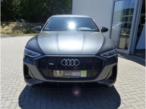 Audi e-tron 55 quattro S line sofort verfügbar