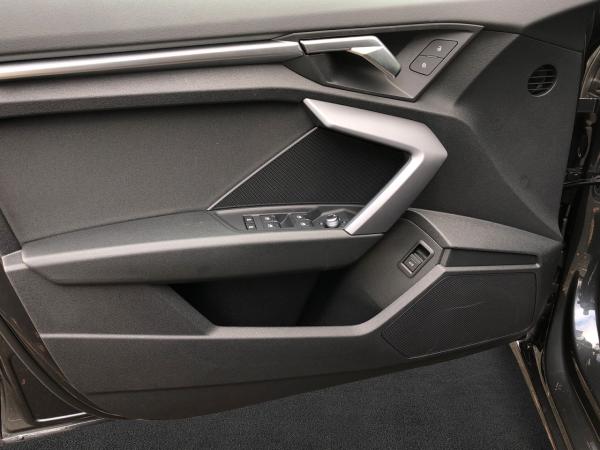 Audi A3 Sportback 30 TFSI S tronic ACC+NAVI+STANDHZG.