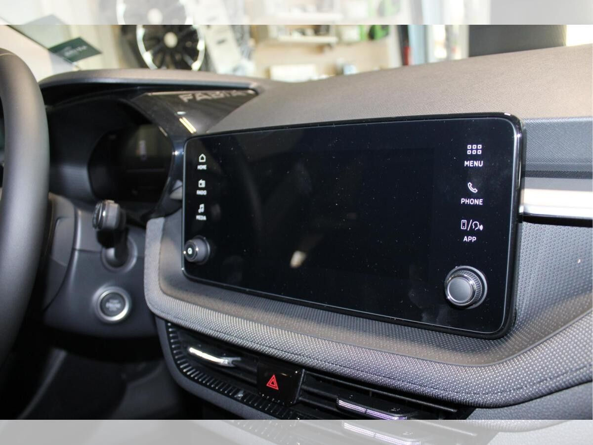 Skoda Fabia Tour 1,0 TSI  DSG LED PDC Kessy