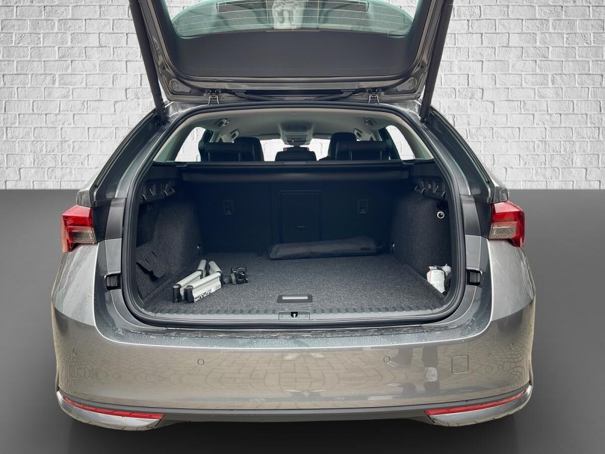 Skoda Octavia Combi 2.0 TDI DSG Automatik - Tour💥Sofort Verfügbar💥