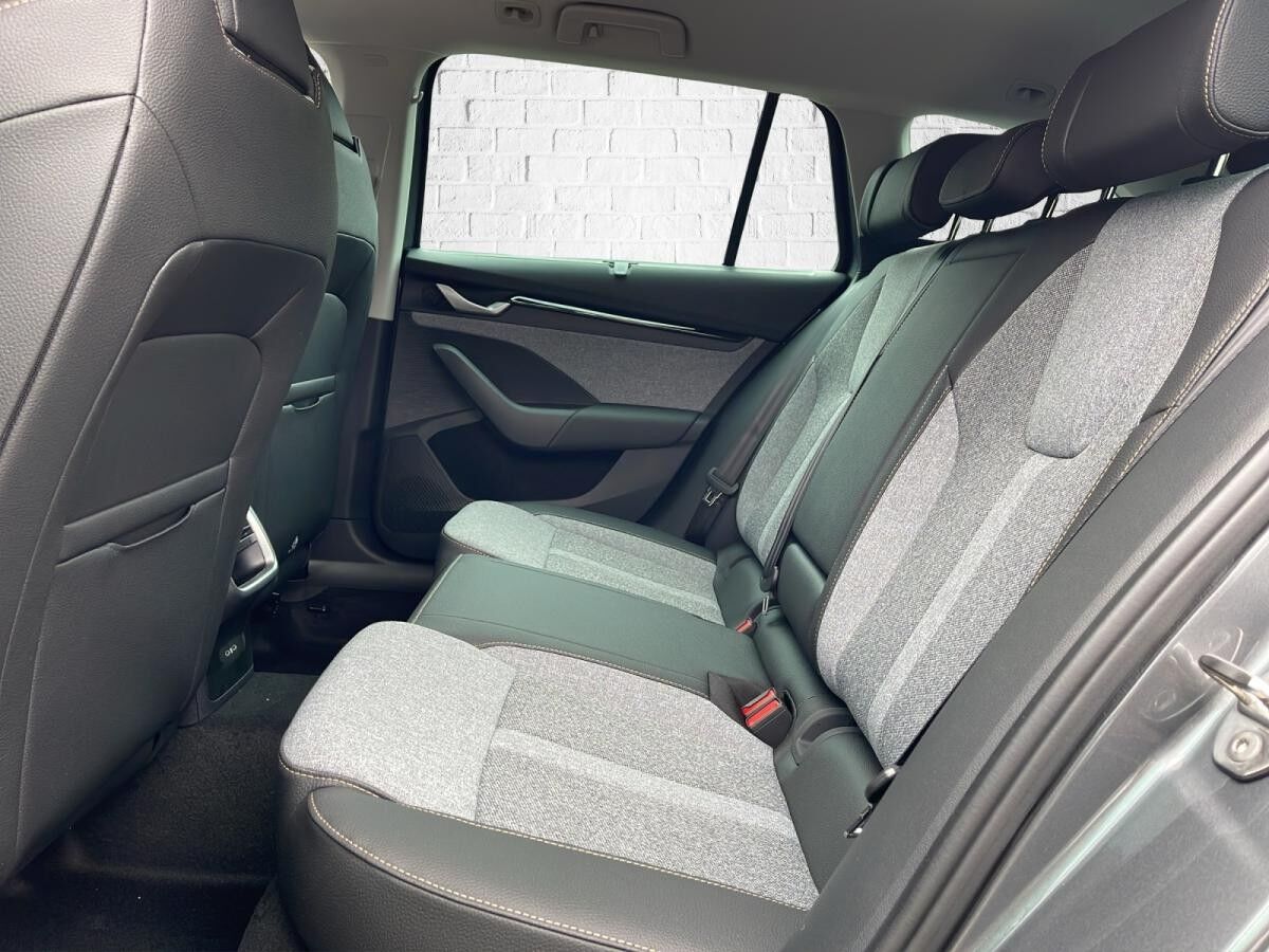 Skoda Octavia Combi 2.0 TDI DSG Automatik - Tour💥Sofort Verfügbar💥