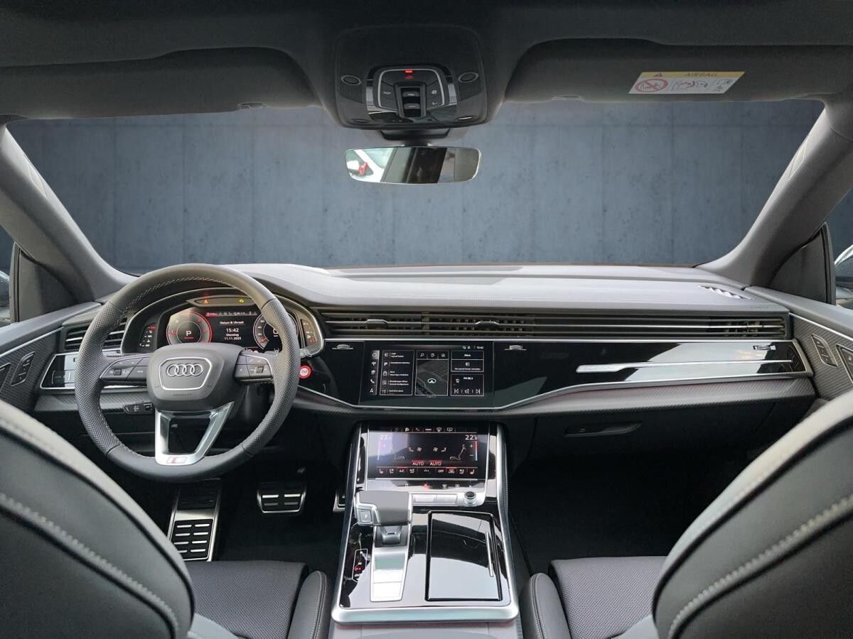 Audi Q8 TDI quattro S line Ext./Int. ACC MATRIX PANO AHK *SOFORT VERFÜGBAR*