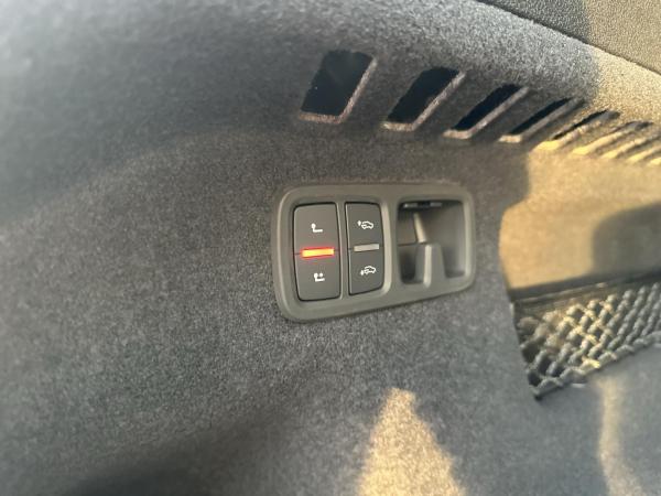 Audi Q8 TDI quattro S line Ext./Int. ACC MATRIX PANO AHK *SOFORT VERFÜGBAR*