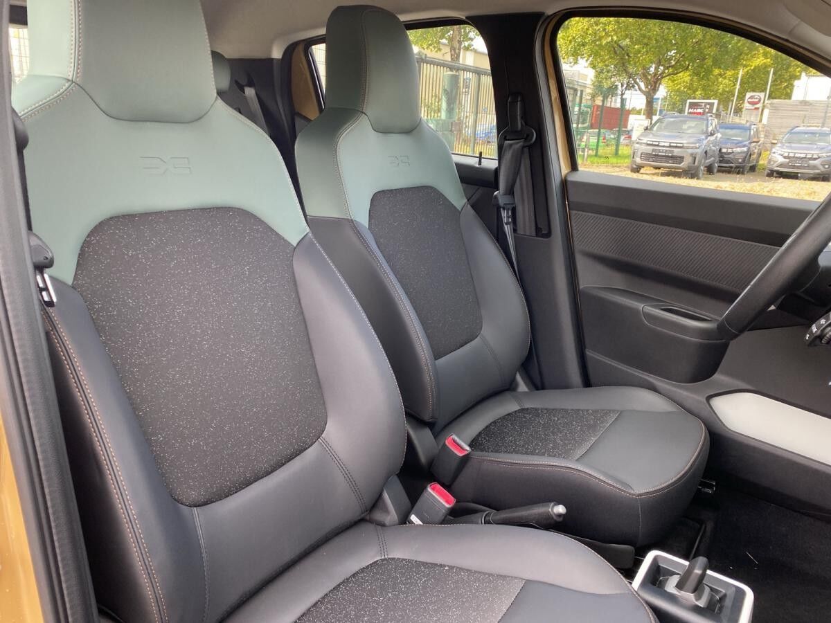 Dacia Spring Extreme ELECTRIC 65 Navi PDC Rückfahrkam.