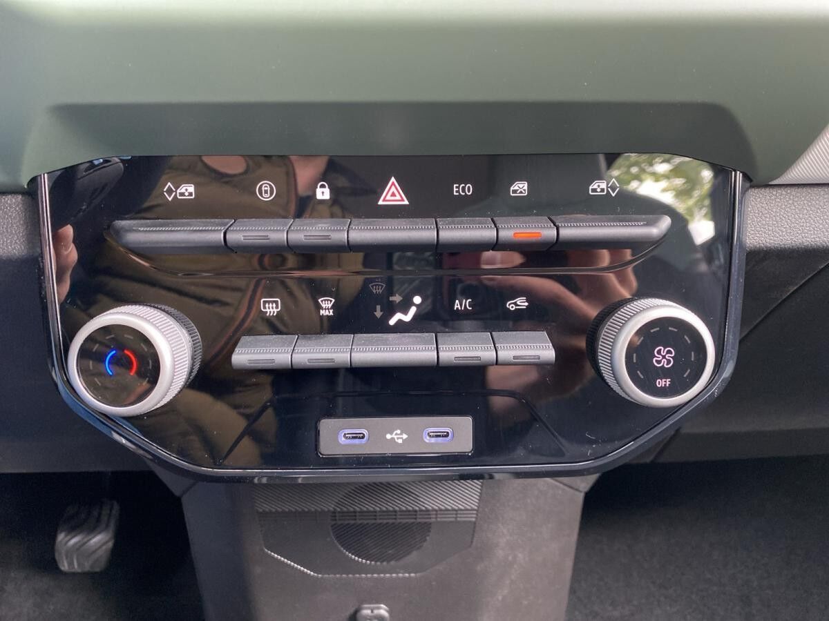 Dacia Spring Extreme ELECTRIC 65 Navi PDC Rückfahrkam.