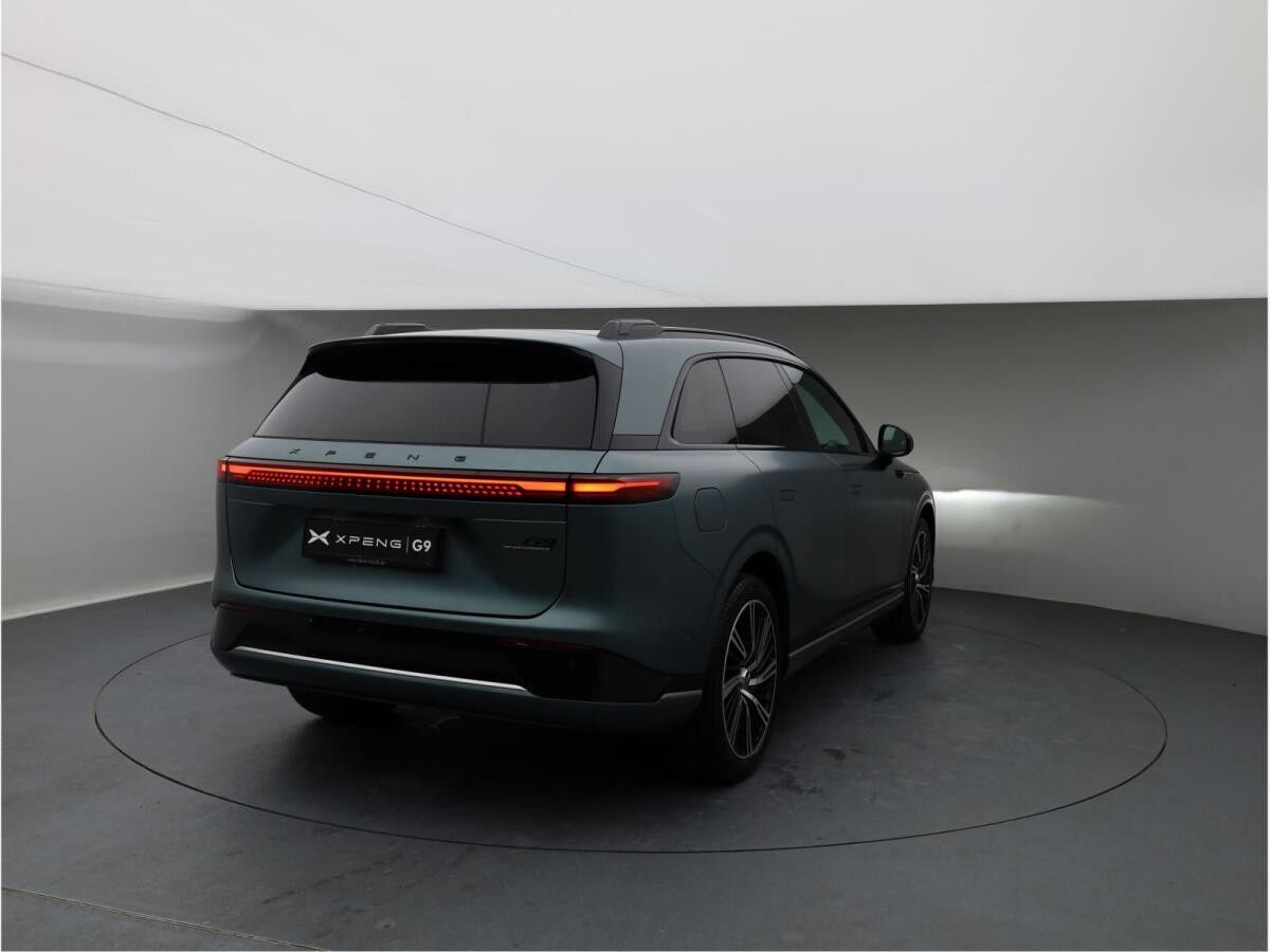 XPENG G9 AWD Performance 2025