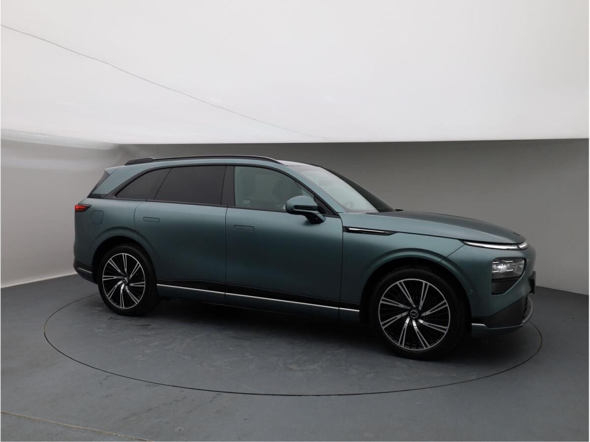 XPENG G9 AWD Performance 2025