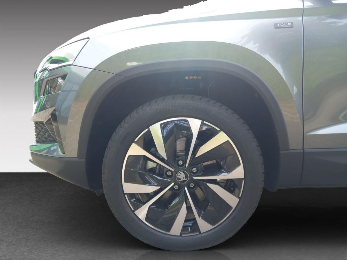 Skoda Karoq Tour 1.5 TSI 6-Gang *AHK*MATRIX*KLIMA*