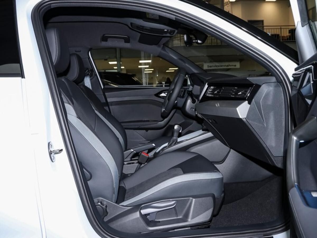 Audi A1 allstreet 	 S line Int. ACC LED Navi virtual Klima Sonos
