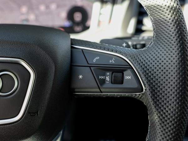 Audi A1 Sportback 	 2 x S line Navi LED ACC Klima Kamera virtual