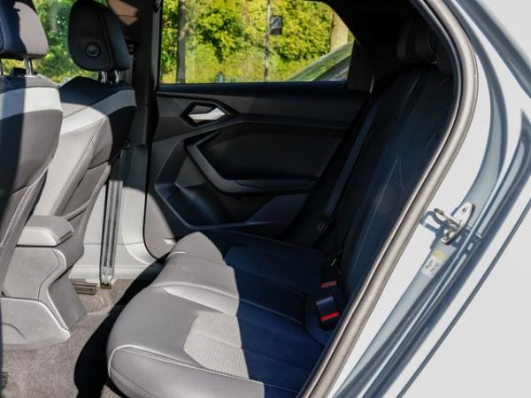 Audi A1 Sportback 	 2 x S line Navi LED ACC Klima Kamera virtual