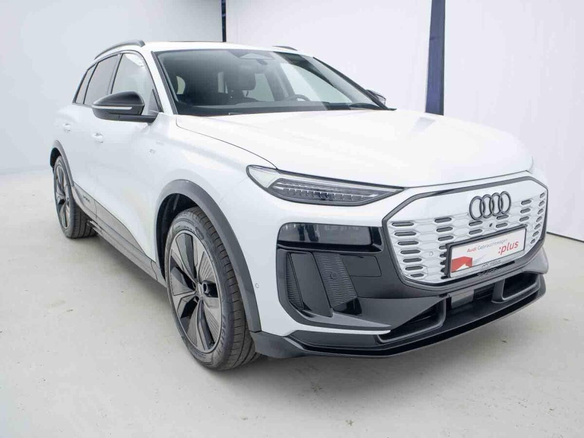 Audi Q6 e-tron *S-LINE*360°*LEDER*NAV*MATRIX*PANO*MEMORY*LHZ