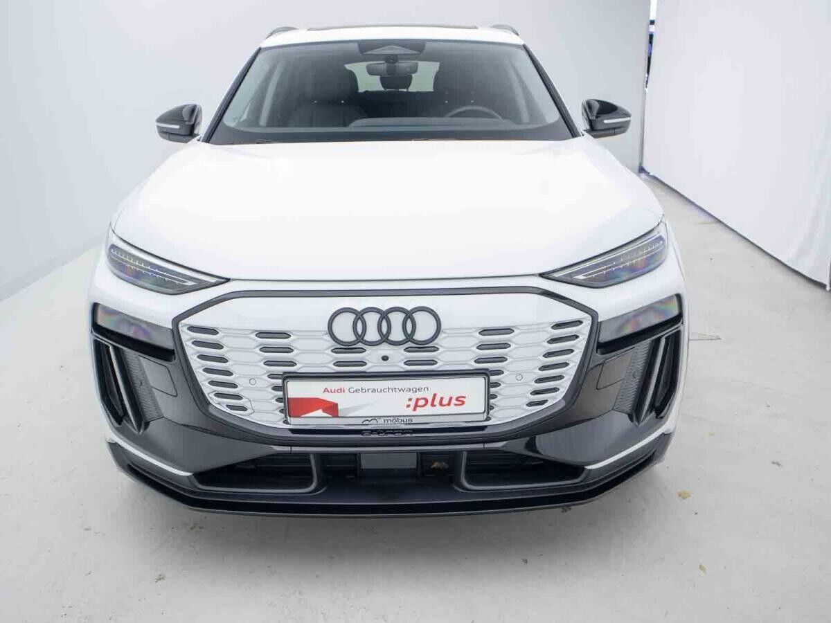 Audi Q6 e-tron *S-LINE*360°*LEDER*NAV*MATRIX*PANO*MEMORY*LHZ