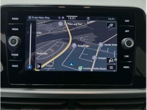 Volkswagen T-Roc 2.0 TDI DSG Life ACC SHZ Klimaaut. LED Navi