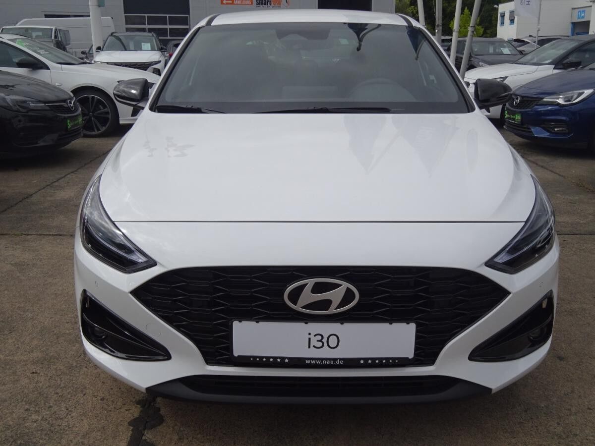 Hyundai i30 1.5 T-GDI Advantage inkl. Big Deal!