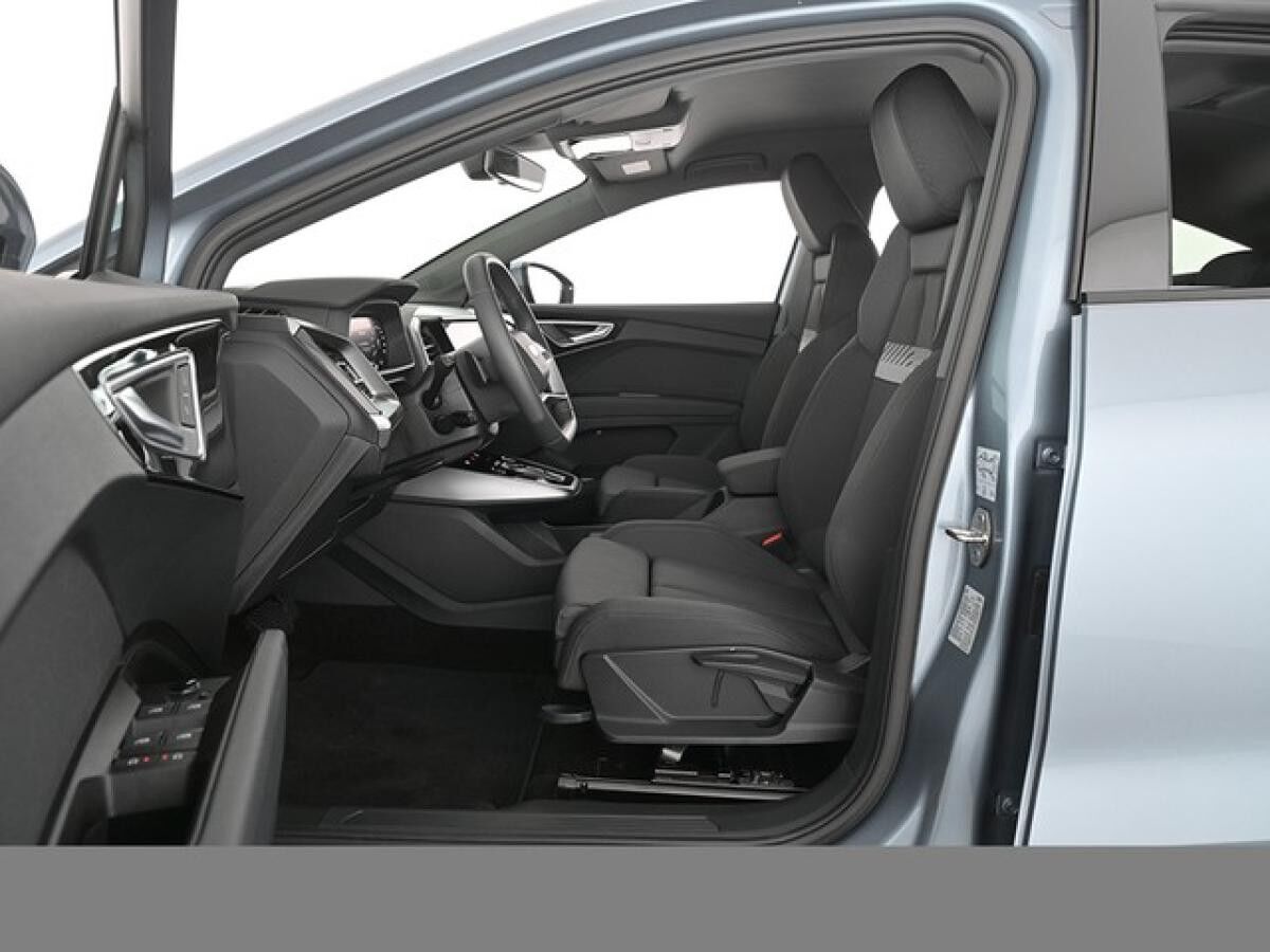 Audi Q4 e-tron Sportback 35, Optikpaket Schwarz, Matrix-LED, 8-Fach bereift