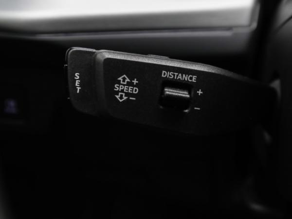 Audi Q3 TFSI quattro S line AHK LED ACC Kamera