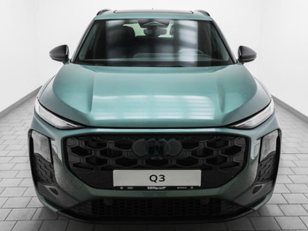 Audi Q3 e-hybrid S line Pano DigMatrix TechPro