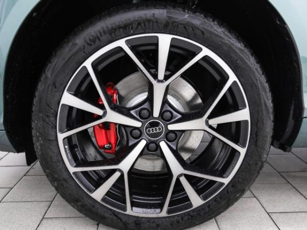 Audi Q3 e-hybrid S line Pano DigMatrix TechPro