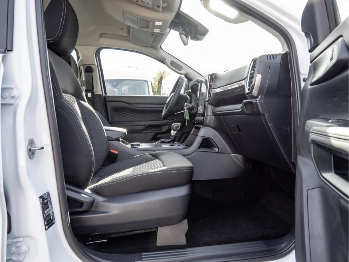 Ford Ranger Doppelkabine 2.0 XLT Automatik/AHK/Navi/Kamera/Winterpaket