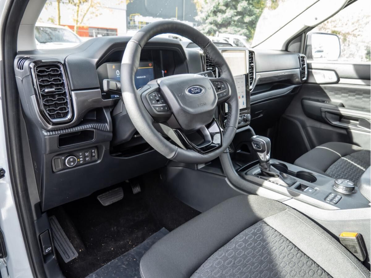 Ford Ranger Doppelkabine 2.0 XLT Automatik/AHK/Navi/Kamera/Winterpaket