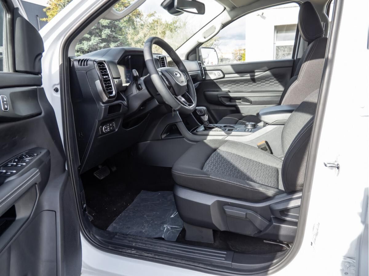 Ford Ranger Doppelkabine 2.0 XLT Automatik/AHK/Navi/Kamera/Winterpaket