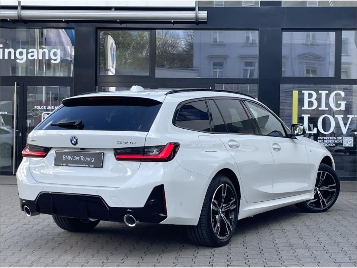 BMW 330 xDrive M Sport AHK DA PA+ HiFi 18"