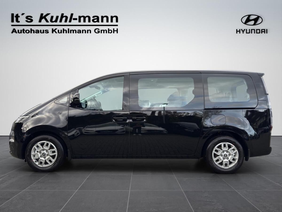 Hyundai STARIA 9-Sitzer Hybrid Versicherung WARTUNG UND VERSCHLEIß HYBRID Trend Pano Easy-Acces