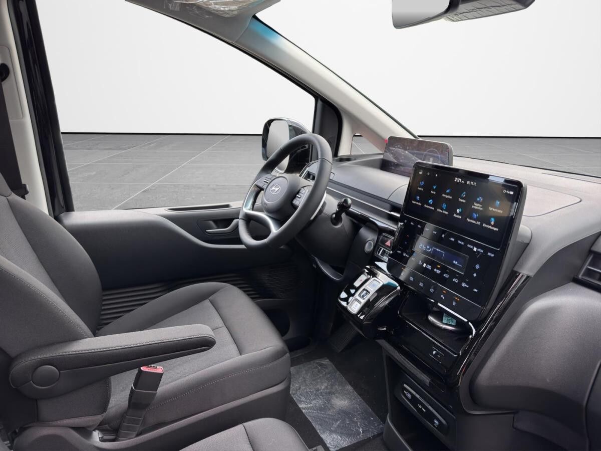 Hyundai STARIA 9-Sitzer Hybrid Versicherung WARTUNG UND VERSCHLEIß HYBRID Trend Pano Easy-Acces