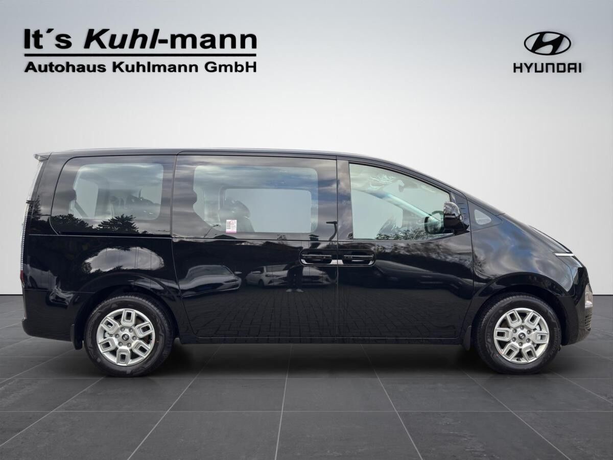 Hyundai STARIA 9-Sitzer Hybrid Versicherung WARTUNG UND VERSCHLEIß HYBRID Trend Pano Easy-Acces