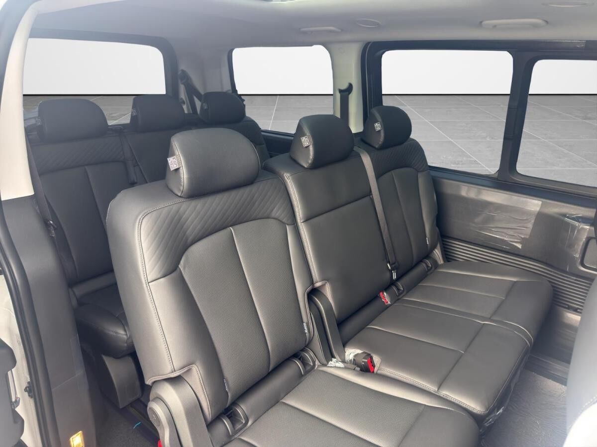 Hyundai STARIA 9-Sitzer Hybrid Prime Park-Paket Panoramadach GAP Spezial