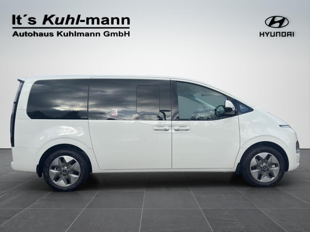 Hyundai STARIA 9-Sitzer Hybrid Prime Park-Paket Panoramadach GAP Spezial