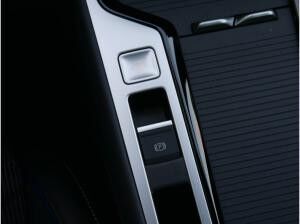 Volkswagen Passat R-Line 1.5 electric/TSI eHybrid AHK Pano Keyless HarmanK.