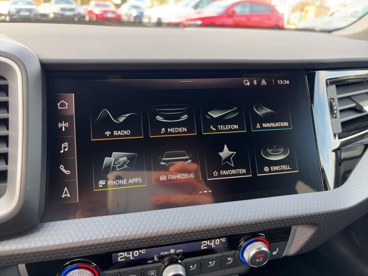 Audi A1 Sportback 30 TFSI S-LINE 8-FACH BEREIFT