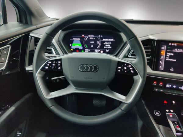 Audi Q4 e-tron 35 AHK/Matrix/HuD/Navi+/RFK/01.30Garantie