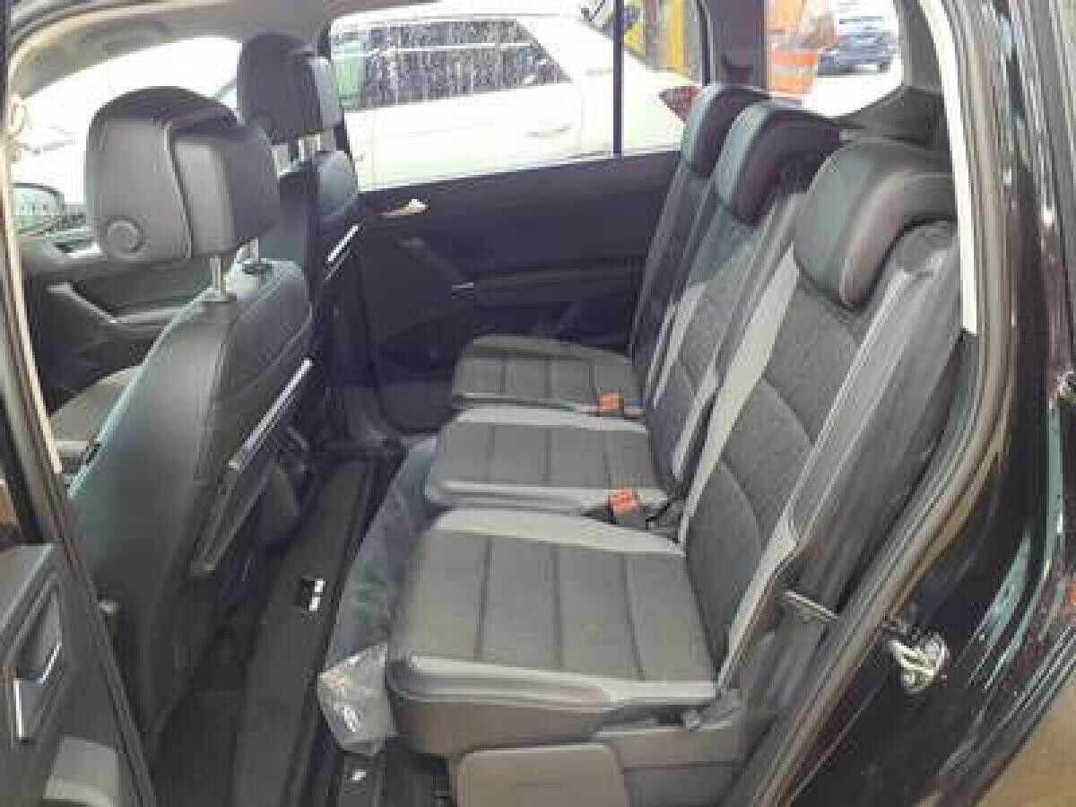 Volkswagen Touran Goal 1,5 TSI 110kW - LM Front Assist LED Rear View  Discover Media Digital Cockpit PDC App-Connect