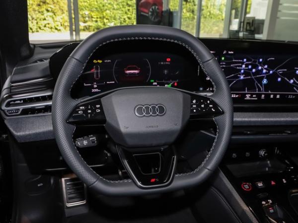 Audi A6 Limousine 	 2 x S line editon ACC Matrix Pano Luft TechPro B+O