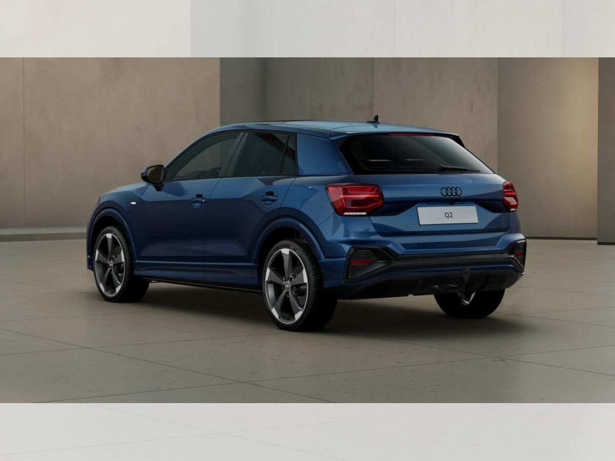 Audi Q2 S line comp. Matrix ACC AHK Pano Sonos