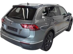 Volkswagen Tiguan Allspace Move 1,5 TSI 110kW - IQ.Drive Matrix-LED AHK Navi  Area View LM Standhzg Digital Cockpit Pro
