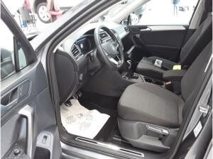 Volkswagen Tiguan Allspace Move 1,5 TSI 110kW - IQ.Drive Matrix-LED AHK Navi  Area View LM Standhzg Digital Cockpit Pro