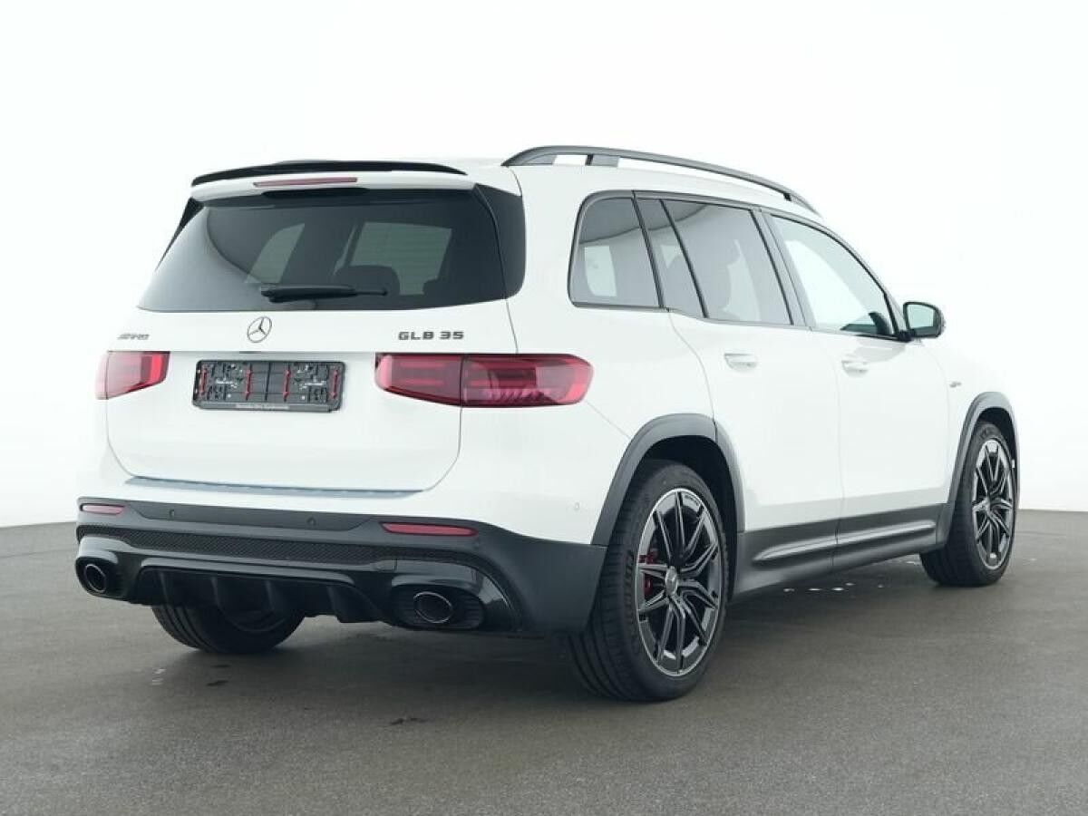 Mercedes-Benz GLB 35 AMG 4M Night2+Pano+Burmest+Distr