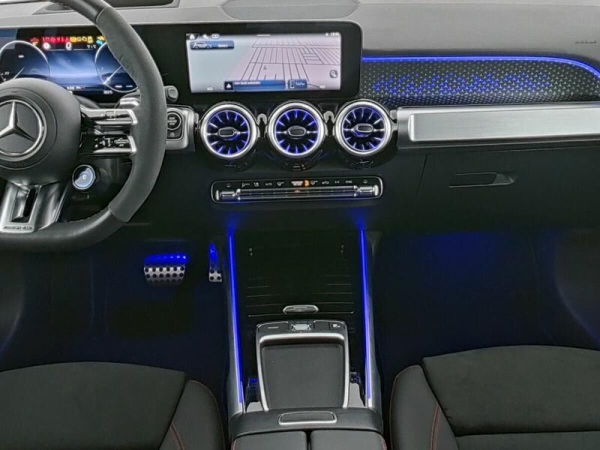 Mercedes-Benz GLB 35 AMG 4M Night2+Pano+Burmest+Distr