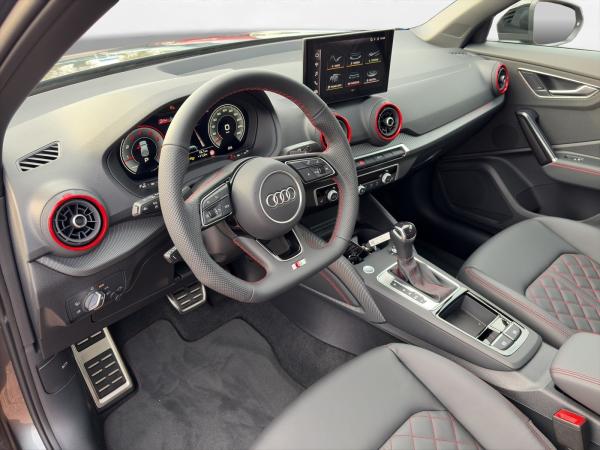Audi Q2 35 TFSI S-LINE COMP+MATRIX+KAMERA+CARPLAY